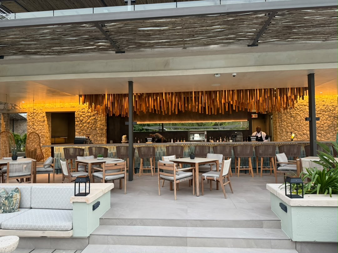 Mokuti Restaurant Terrace