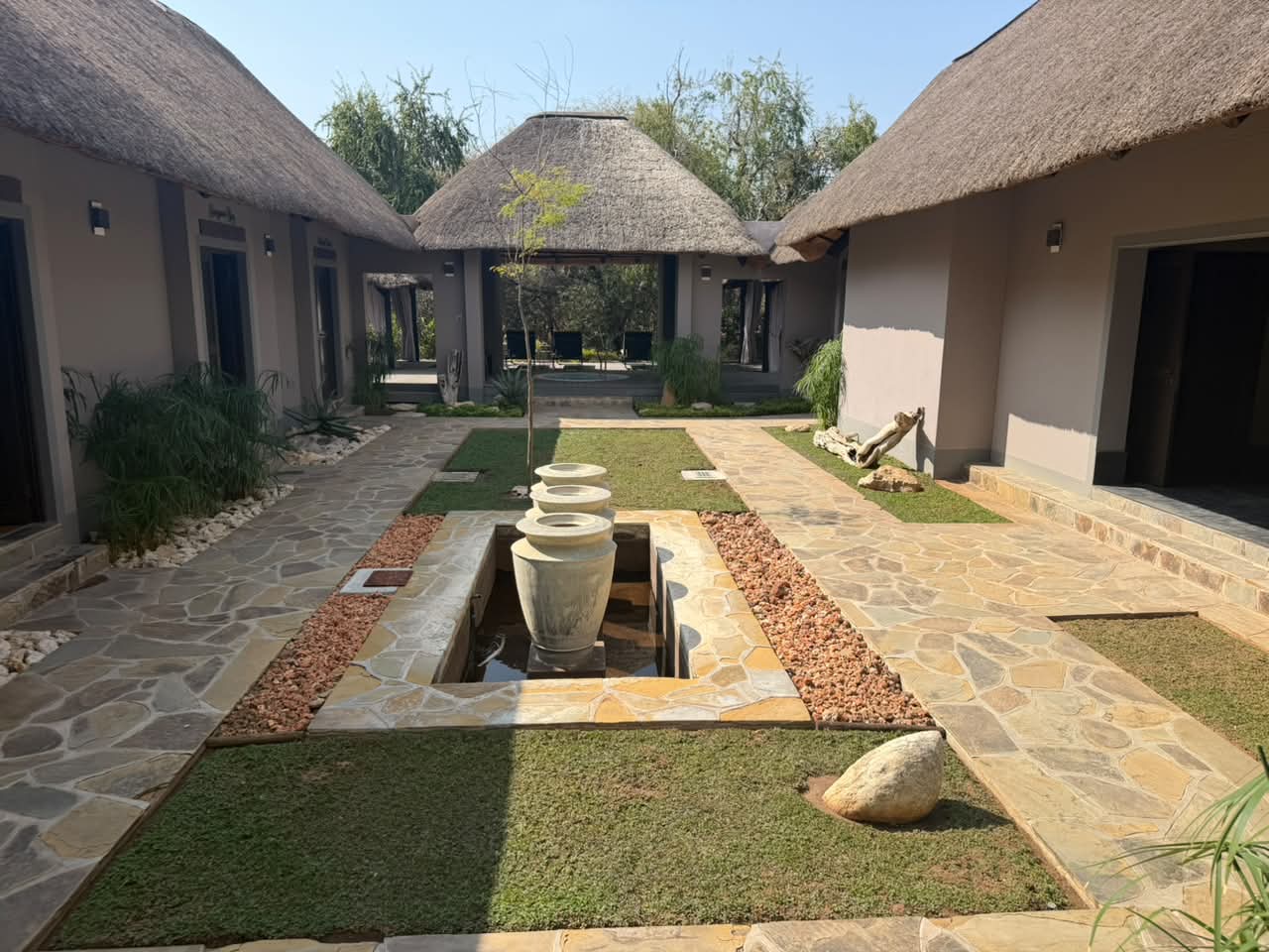 Nhusico Spa Exterior